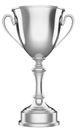Copa troféu prateada elegante isolada em um fundo transparente representando vitória e conquista